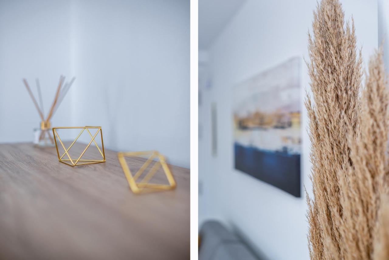 Atico En Casco Antiguo Apartment มาร์เบยา ภายนอก รูปภาพ